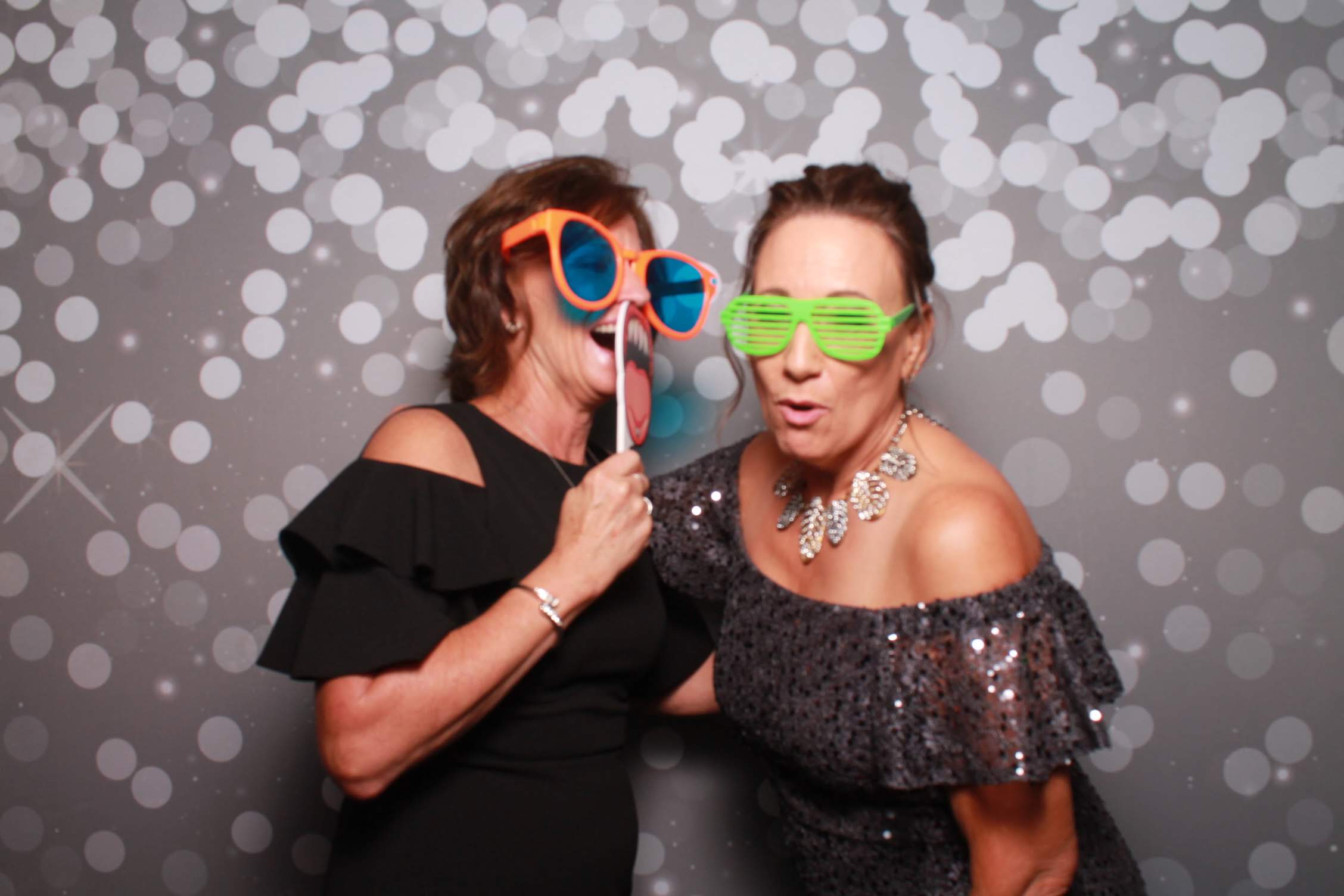 Lindsey Adams Reception at The Madison | View more photos from the event at gallery.photoboothcincy.com/u/PhotoBoothCincy/Lindsey-Adams-Reception-at-The-Madison